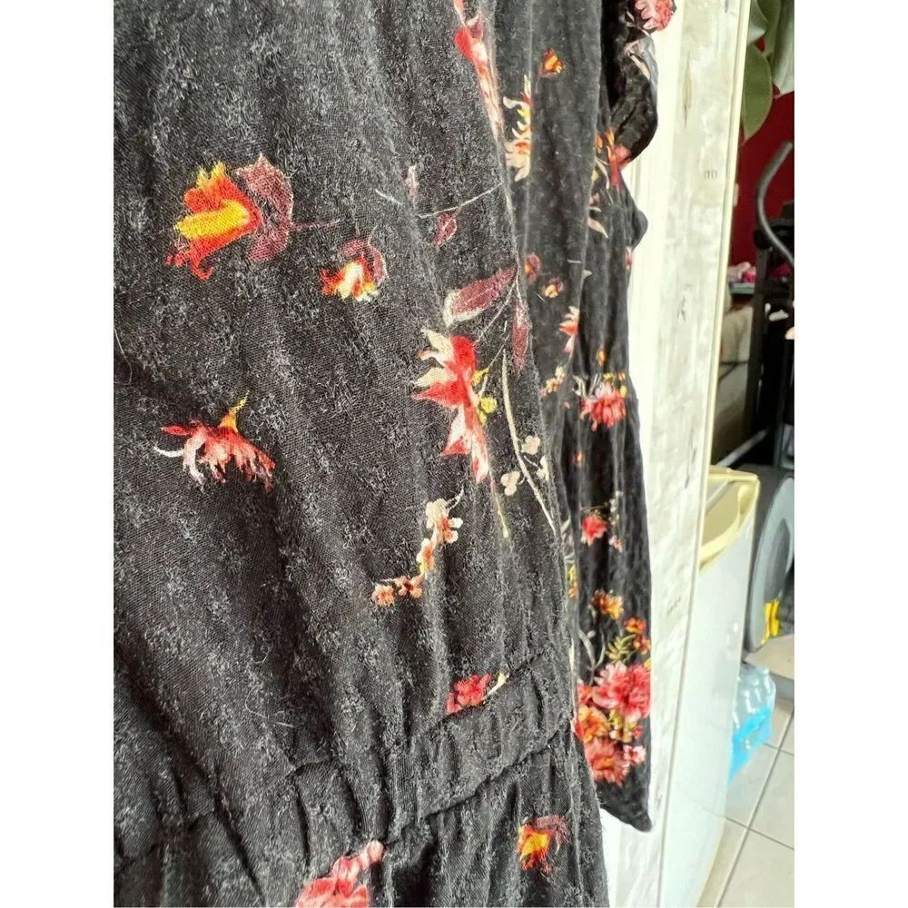 Torrid Blouse   - Picture 5 of 5